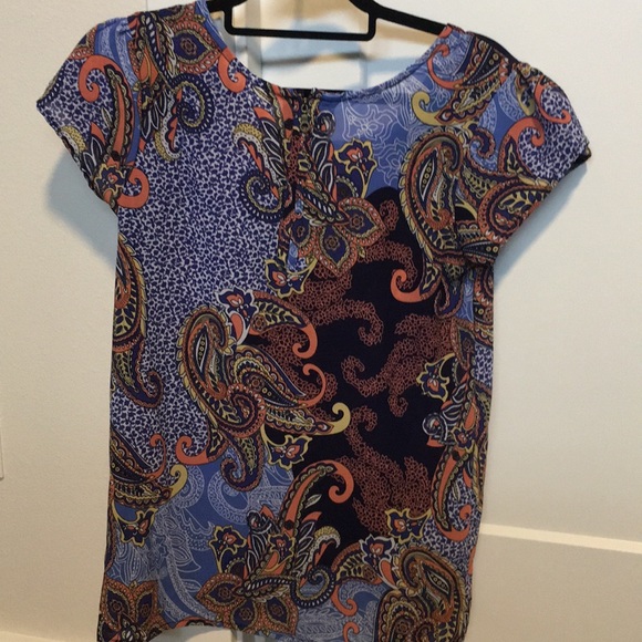 Abstract Pattern Blouse - Picture 2 of 4